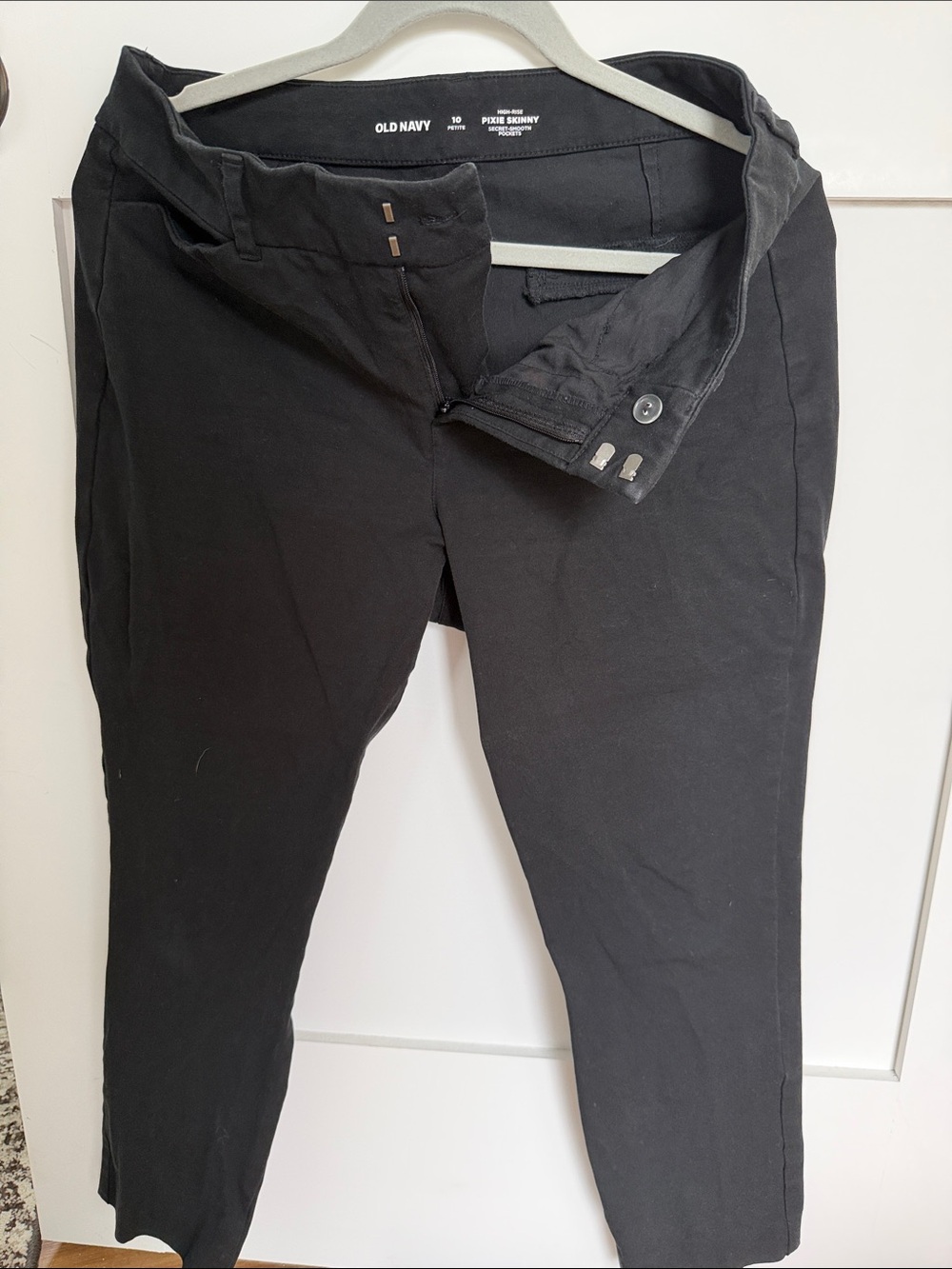 Old Navy Pixie Skinny High-Rise Pants - 10 Petite Black